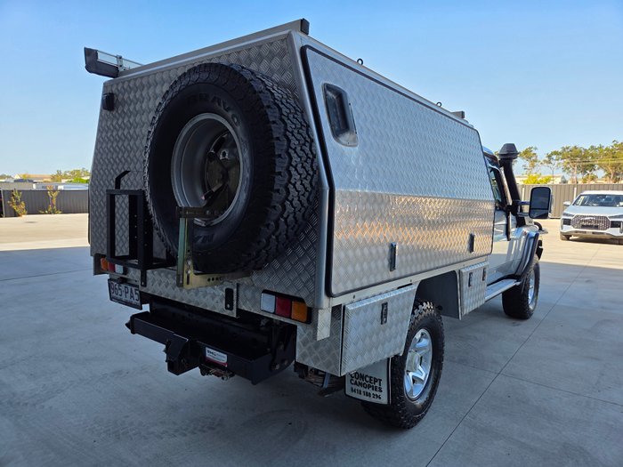 2015 Toyota Landcruiser GXL