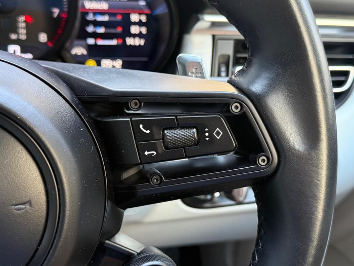 2023 Porsche Macan T 95B MY23 AWD Crayon