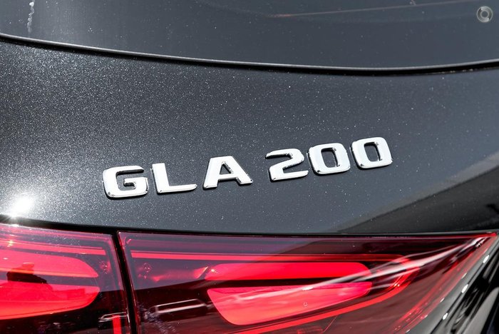 2024 Mercedes-Benz GLA-Class GLA200