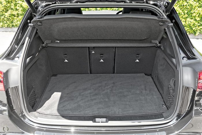 2024 Mercedes-Benz GLA-Class GLA200