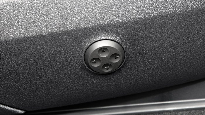 2025 Mercedes-Benz GLC-Class GLC350 e