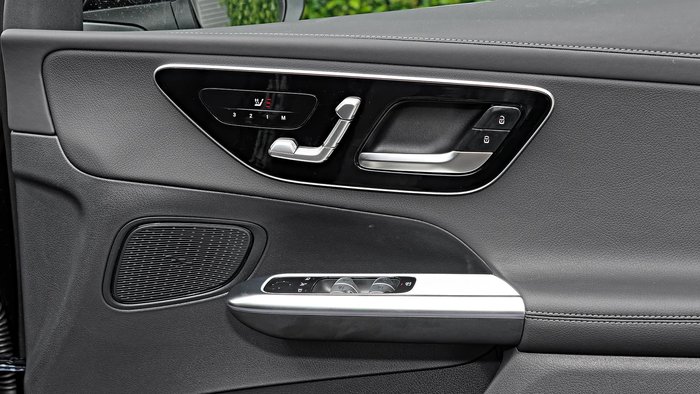 2025 Mercedes-Benz GLC-Class GLC350 e