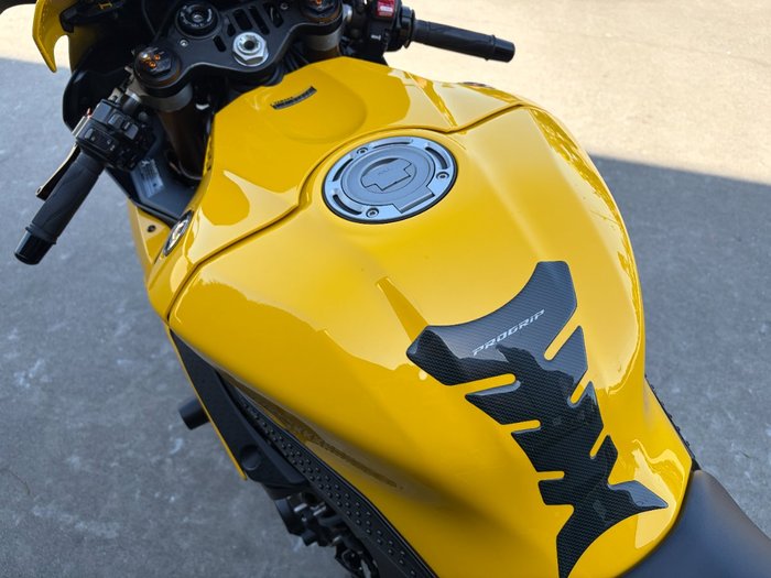 2016 Yamaha YZF-R1 SP 60TH ANNIVERSARY Yellow