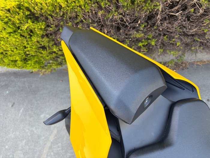 2016 Yamaha YZF-R1 SP 60TH ANNIVERSARY Yellow