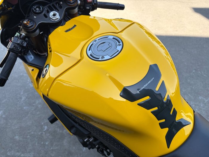 2016 Yamaha YZF-R1 SP 60TH ANNIVERSARY Yellow