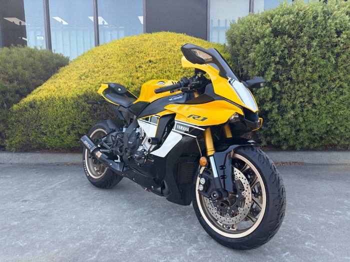 2016 Yamaha YZF-R1 SP 60TH ANNIVERSARY Yellow