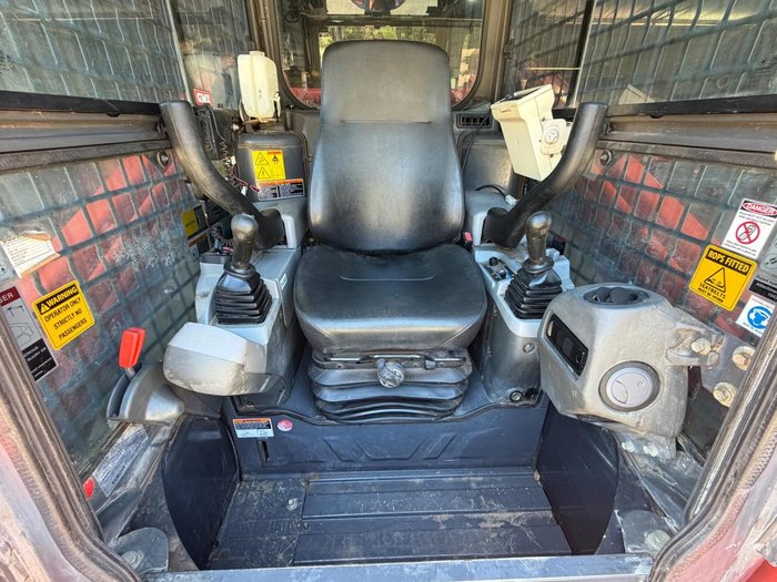 2015 Kubota Svl75 Track Machine