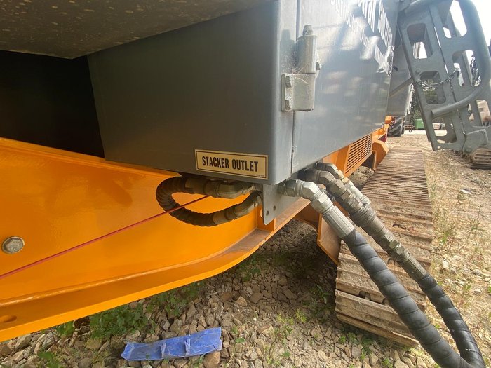 2023 Striker CQ400 Yellow