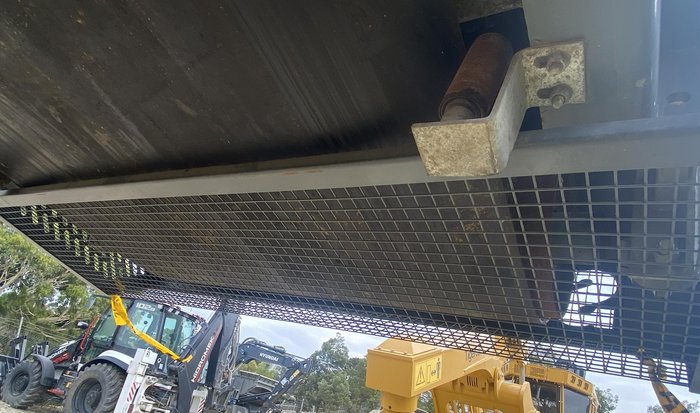 2023 Striker CQ400 Yellow