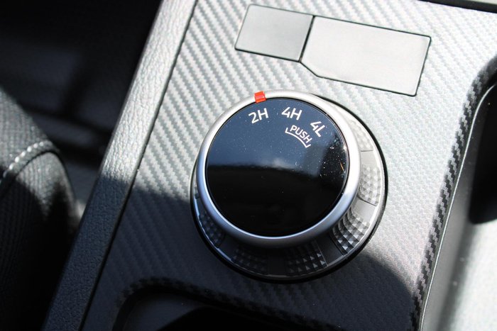 2025 Mitsubishi Triton GLX+