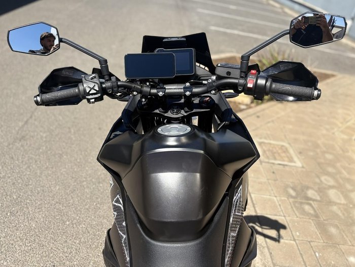 2023 KTM 890 SMT