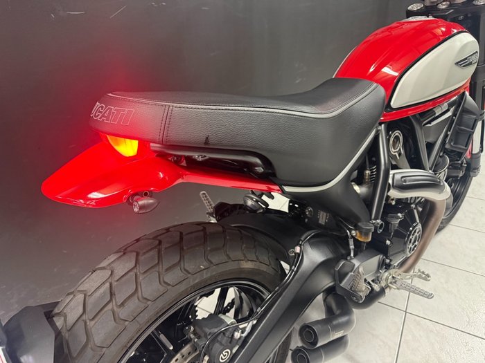 2022 DUCATI SCRAMBLER ICON Red