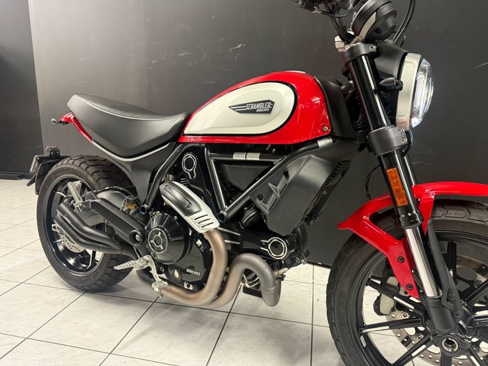 2022 DUCATI SCRAMBLER ICON Red