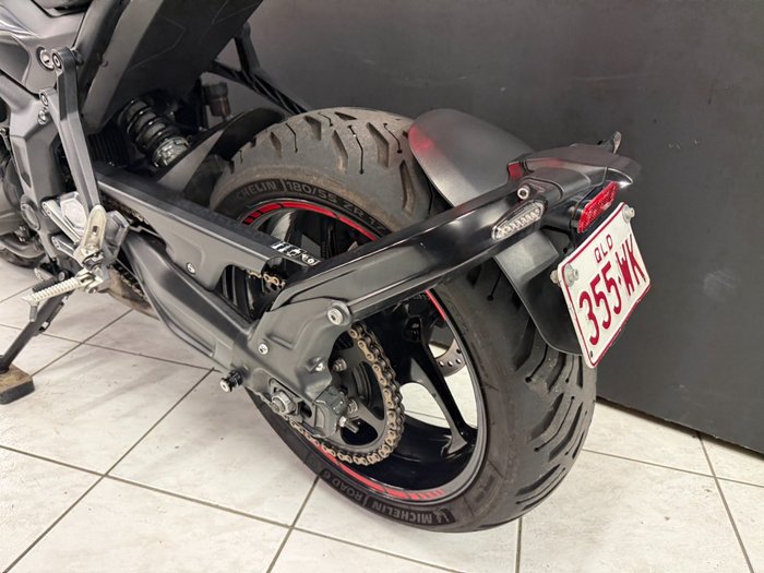 2022 TRIUMPH TRIDENT 660 White