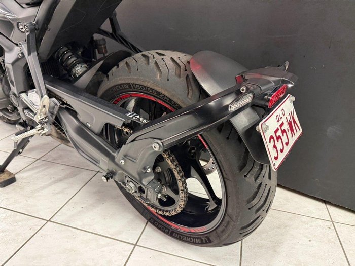 2022 TRIUMPH TRIDENT 660 White