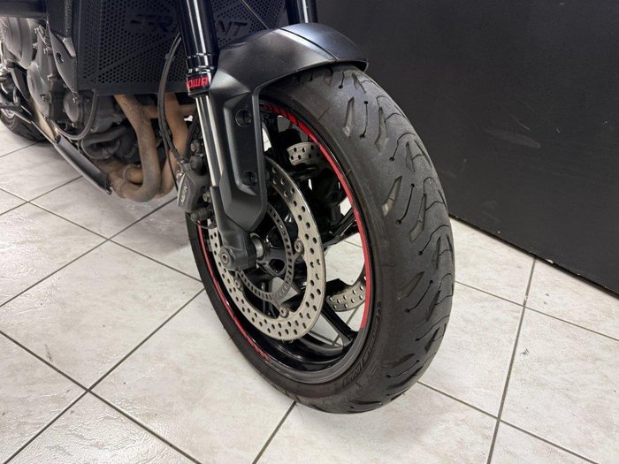 2022 TRIUMPH TRIDENT 660 White