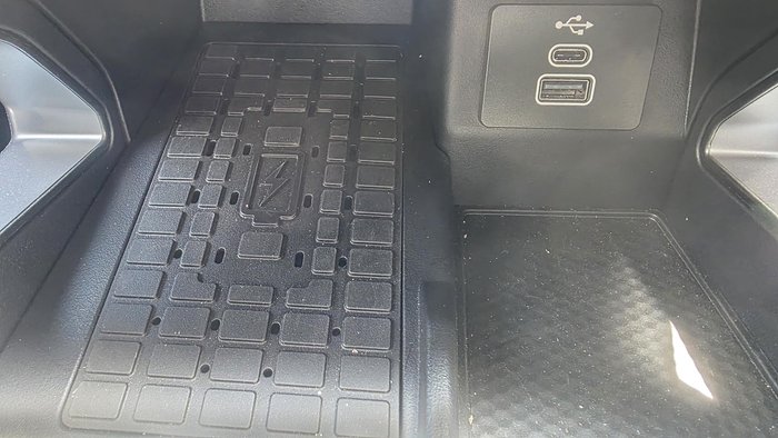 2024 Ford Everest Platinum