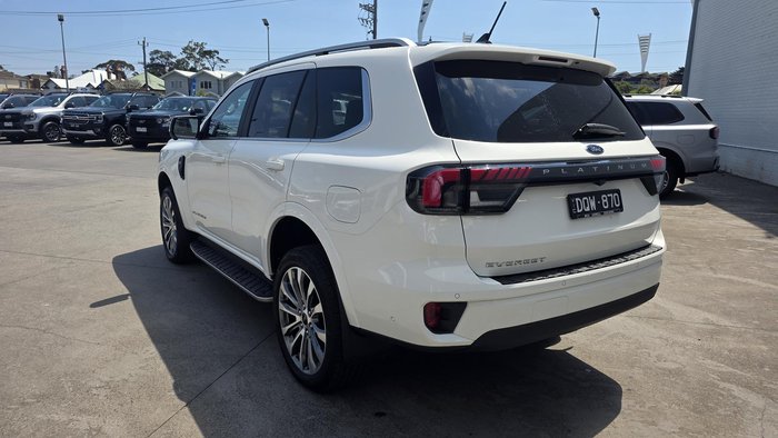 2024 Ford Everest Platinum