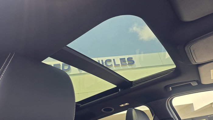 2024 Ford Everest Platinum