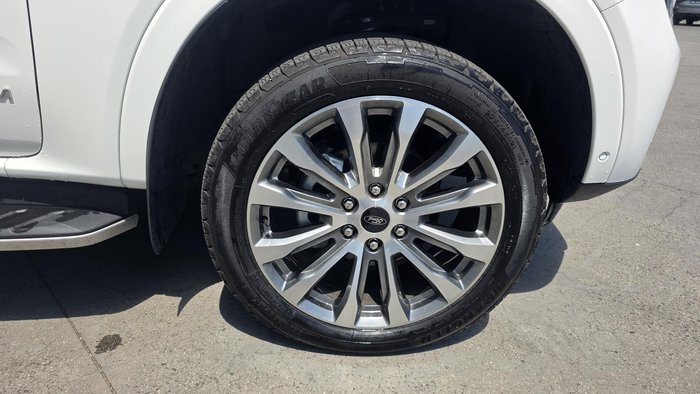 2024 Ford Everest Platinum