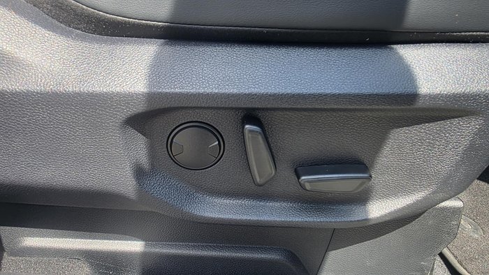 2024 Ford Everest Platinum