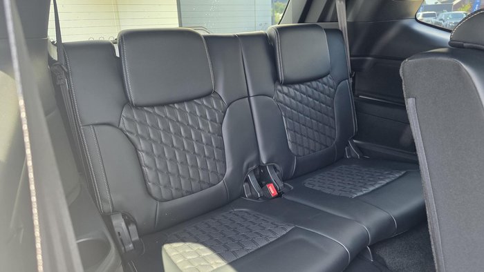 2024 Ford Everest Platinum