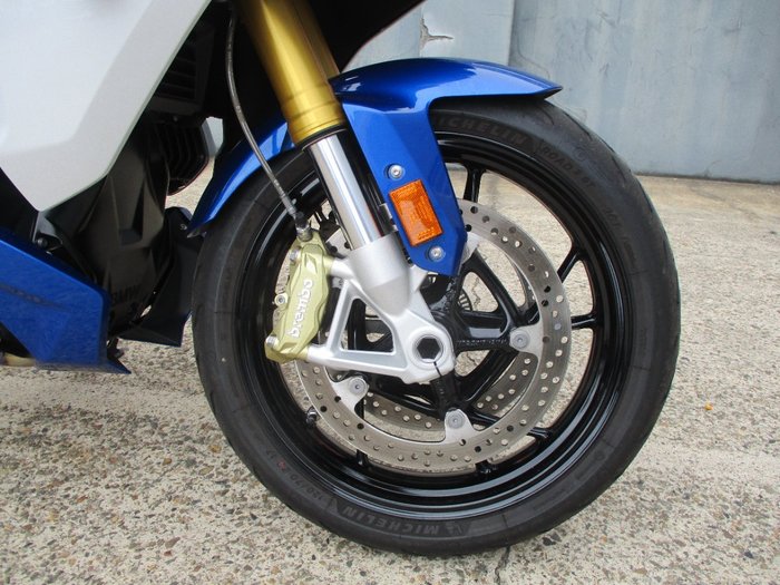 2023 BMW Motorrad R 1250 RS BLUE/WHITE/RED