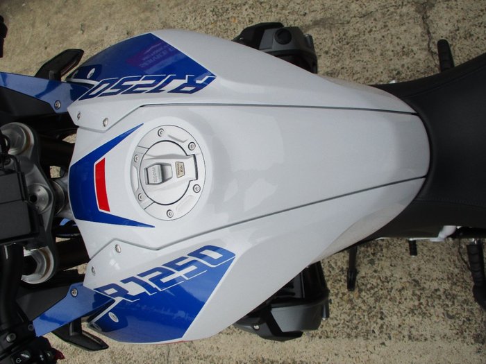 2023 BMW Motorrad R 1250 RS BLUE/WHITE/RED