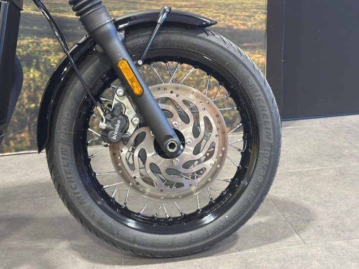 2025 Triumph Bonneville T120 Black Bonneville