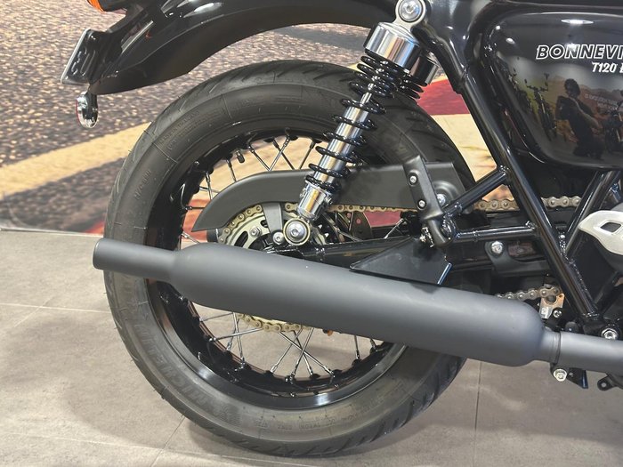 2025 Triumph Bonneville T120 Black Bonneville