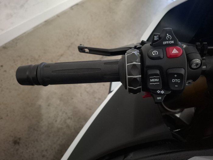 2024 BMW Motorrad S 1000 RR White