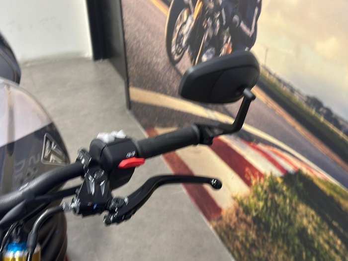 2025 Triumph Speed Triple RS 1200 Speed Triple Red