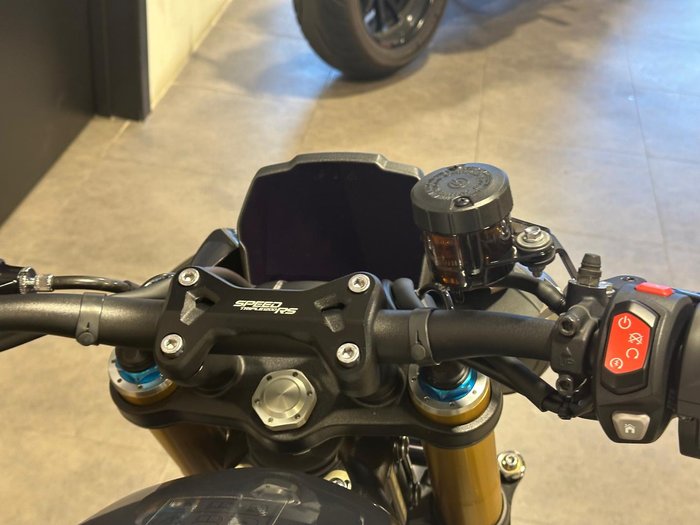 2025 Triumph Speed Triple RS 1200 Speed Triple Red