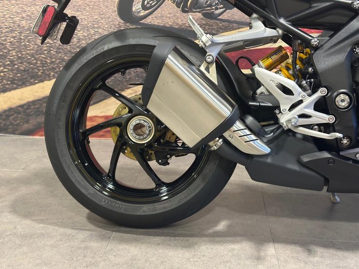 2025 Triumph Speed Triple RS 1200 Speed Triple Red