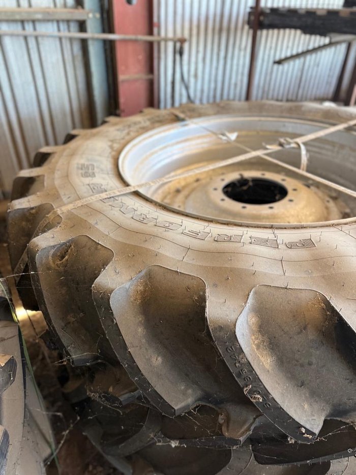 2025 Firestone 520/85R42 Tyres & Rims