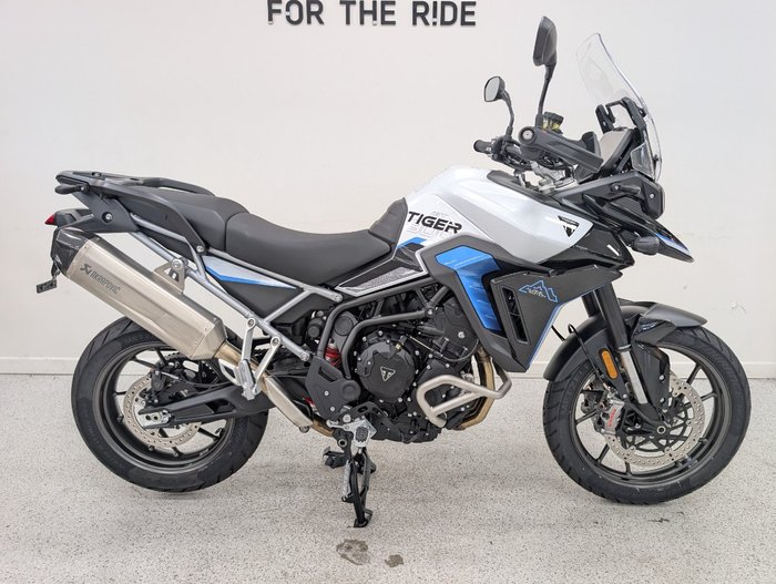 2026 Triumph 2026 Triumph 900CC TIGER 900 GT PRO ALPINE EDITION SNOWDONIA WHITE