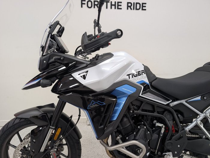 2026 Triumph 2026 Triumph 900CC TIGER 900 GT PRO ALPINE EDITION SNOWDONIA WHITE
