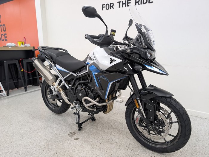 2026 Triumph 2026 Triumph 900CC TIGER 900 GT PRO ALPINE EDITION SNOWDONIA WHITE
