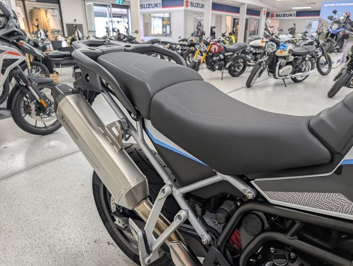 2026 Triumph 2026 Triumph 900CC TIGER 900 GT PRO ALPINE EDITION SNOWDONIA WHITE