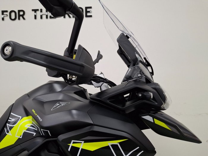 2026 Triumph 2026 Triumph 1200CC TIGER 1200 RALLY PRO DESERT EDITION SNOWDONIA WHITE