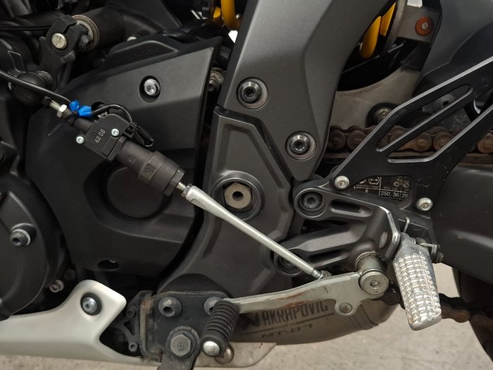 2021 Yamaha YZF-R7LA White