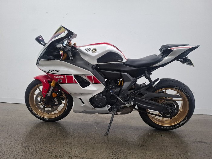 2021 Yamaha YZF-R7LA White
