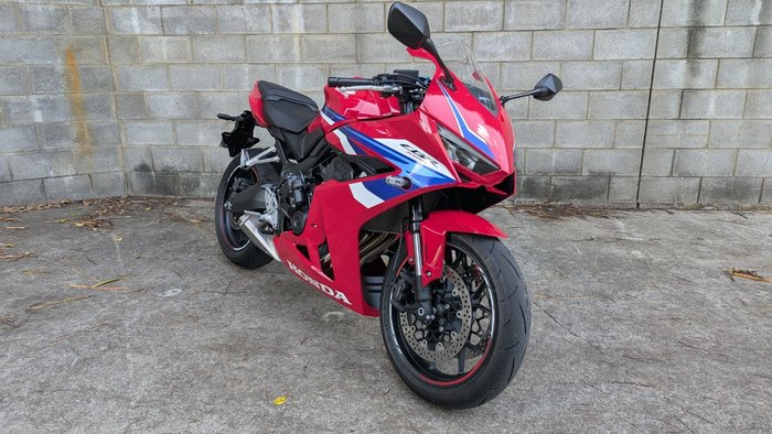 2025 Honda CBR650RAC Red