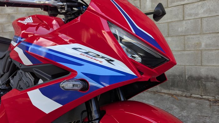 2025 Honda CBR650RAC Red