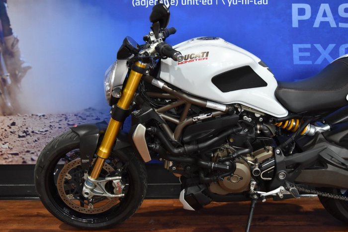 2016 Ducati MONSTER 1200S White