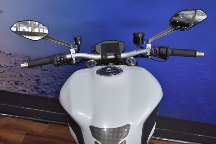 2016 Ducati MONSTER 1200S White