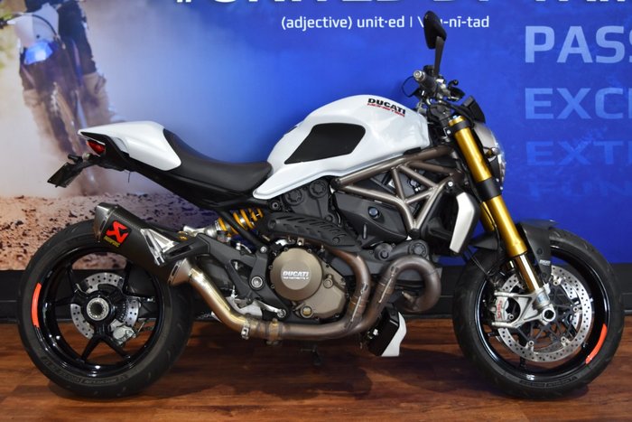 2016 Ducati MONSTER 1200S White