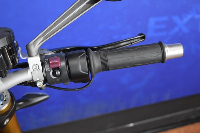 2016 Ducati MONSTER 1200S White