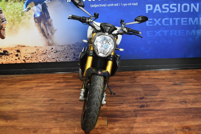 2016 Ducati MONSTER 1200S White