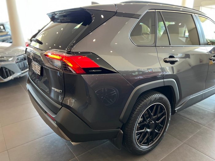 2024 Toyota RAV4 GXL